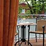 Отель & Cafe Strandeck